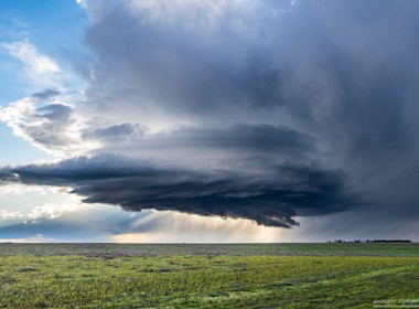 22.05.2014 Schönes Mutterschiff einer Low Topped Superzelle im Osten von Colorado.