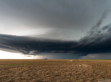 26.05.2017 Langlebige und Tornado bewarnte HP-Superzelle, Nördlich von Burlington Colorado.