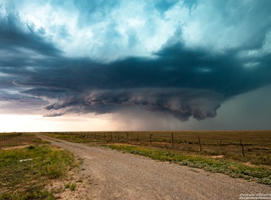 03.06.2019 Tornado bewarnte Supperzelle südlich von Roswell, New Mexico.
