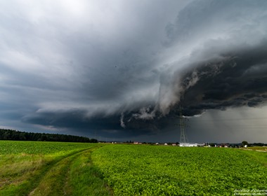 27.08.2017 Schöne Gewitterfront bei Regensbrug.